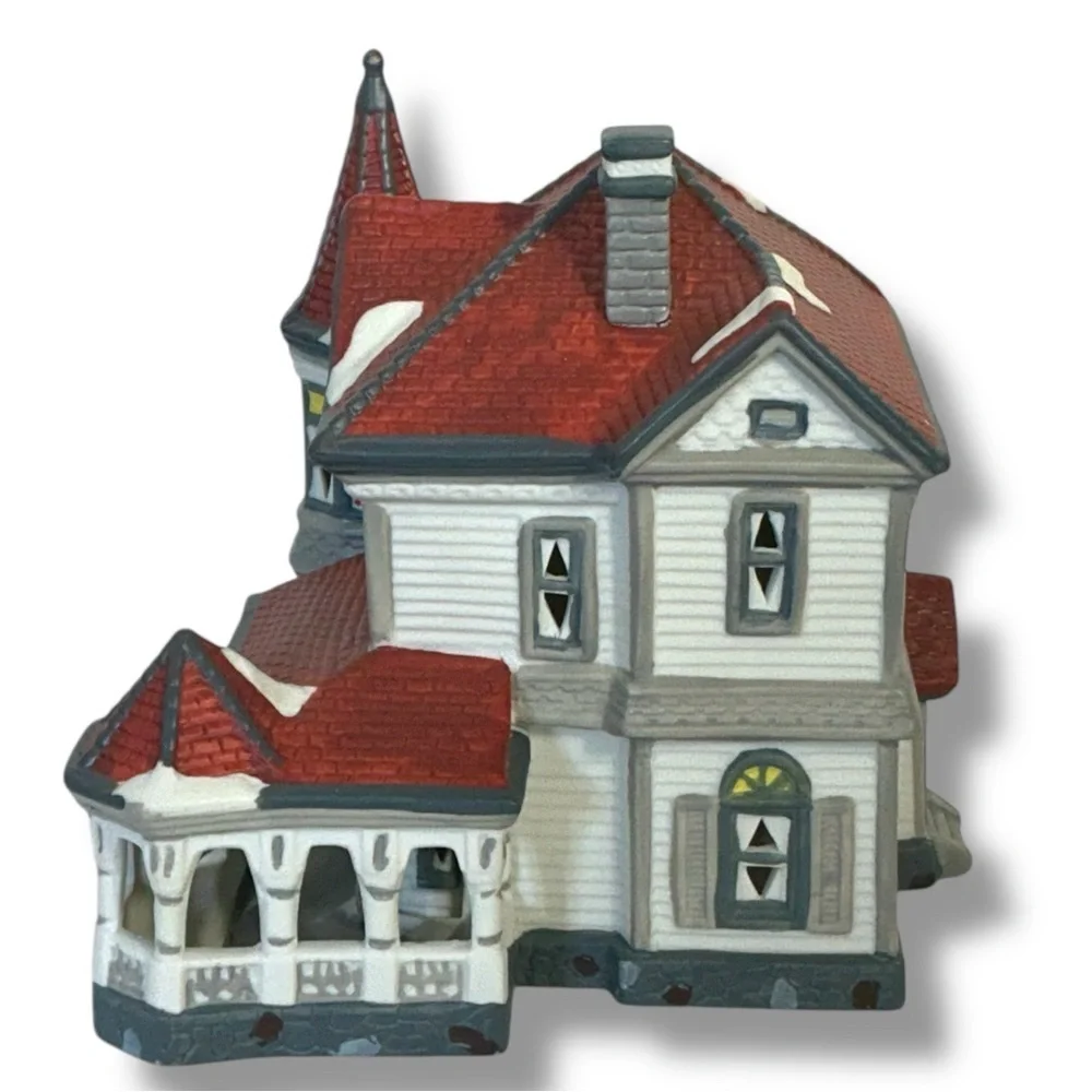 Vintage Victorian Village Illuminated Holiday House Hand Painted Porcelain 1994